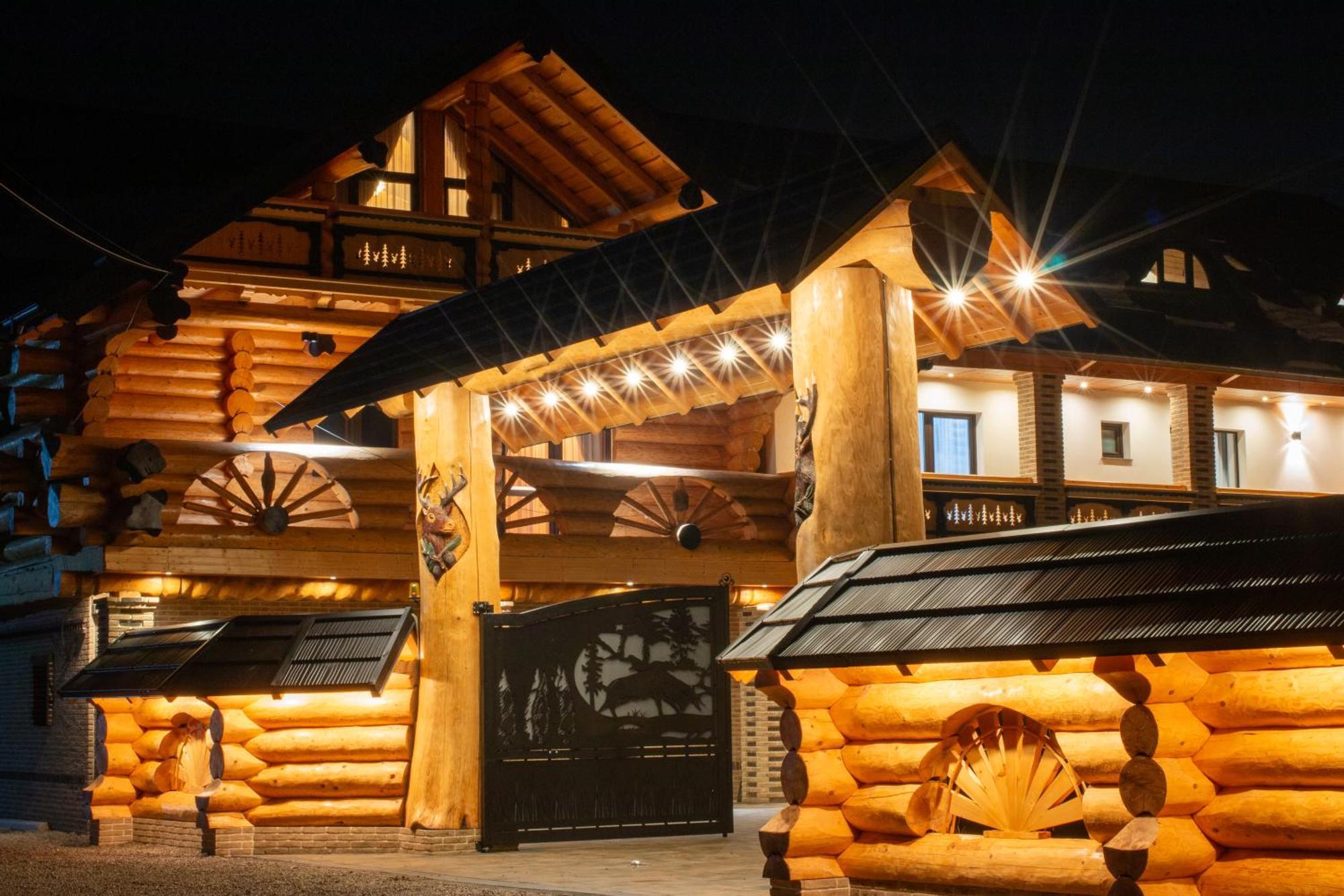 ホテル Domeniul Nordului Bucovlna バマ エクステリア 写真
